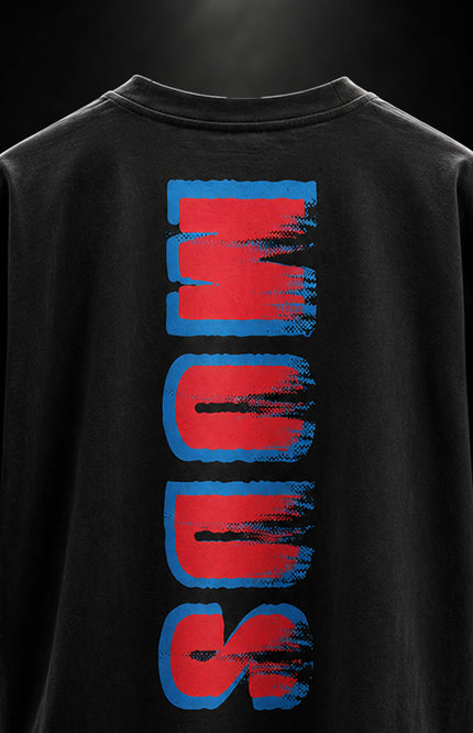 OVERSIZED BOLD GRAPHIC STREETWEAR T-SHIRT