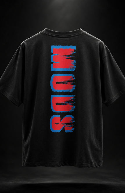 OVERSIZED BOLD GRAPHIC STREETWEAR T-SHIRT